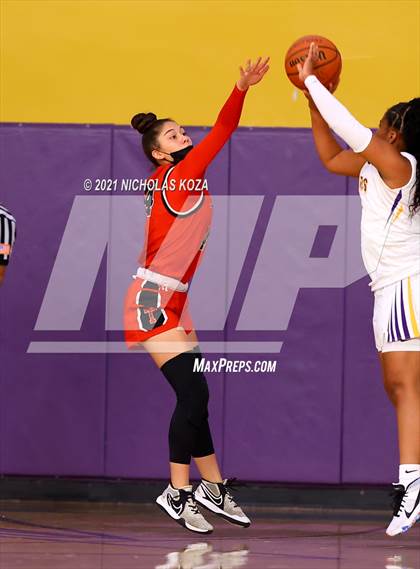 Thumbnail 3 in Troy vs. Lynwood photogallery.
