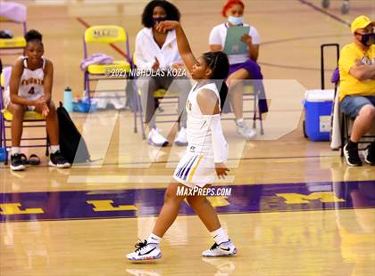 Thumbnail 1 in Troy vs. Lynwood photogallery.