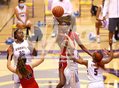 Thumbnail 2 in Troy vs. Lynwood photogallery.