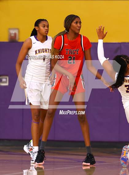 Thumbnail 2 in Troy vs. Lynwood photogallery.