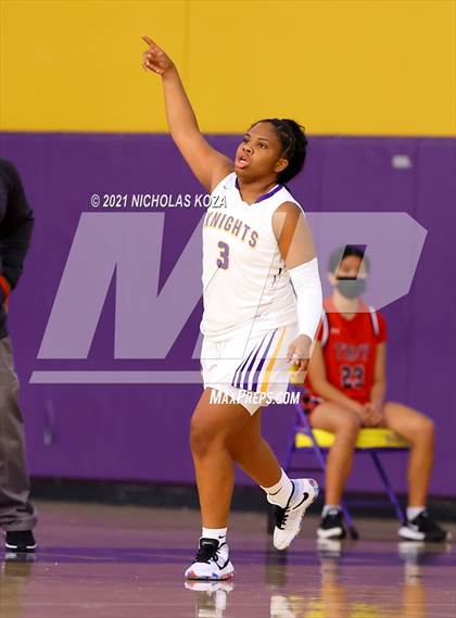 Thumbnail 3 in Troy vs. Lynwood photogallery.
