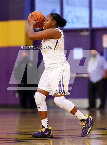Thumbnail 3 in Troy vs. Lynwood photogallery.