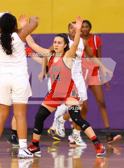 Thumbnail 2 in Troy vs. Lynwood photogallery.