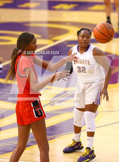 Thumbnail 3 in Troy vs. Lynwood photogallery.