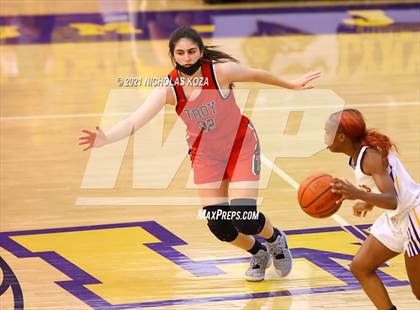 Thumbnail 2 in Troy vs. Lynwood photogallery.