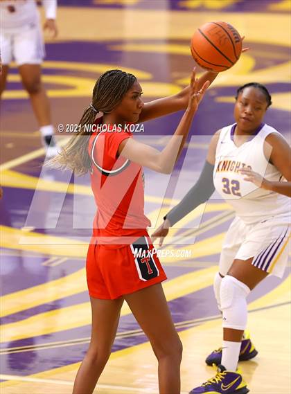 Thumbnail 2 in Troy vs. Lynwood photogallery.