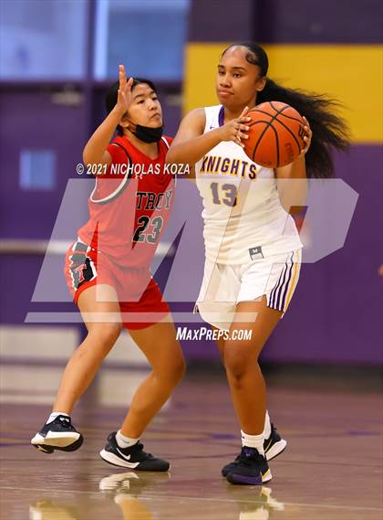 Thumbnail 2 in Troy vs. Lynwood photogallery.