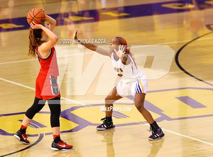 Thumbnail 3 in Troy vs. Lynwood photogallery.