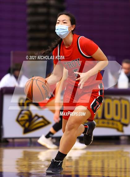 Thumbnail 2 in Troy vs. Lynwood photogallery.