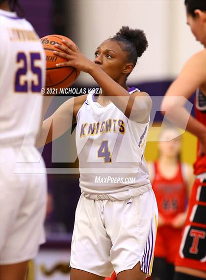 Thumbnail 1 in Troy vs. Lynwood photogallery.