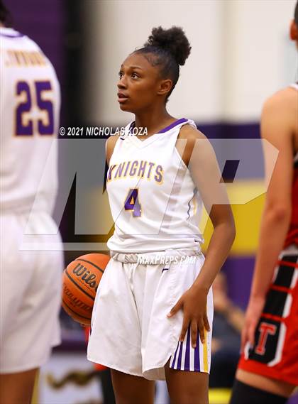 Thumbnail 2 in Troy vs. Lynwood photogallery.