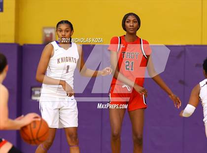 Thumbnail 2 in Troy vs. Lynwood photogallery.