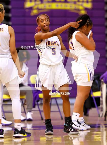 Thumbnail 3 in Troy vs. Lynwood photogallery.