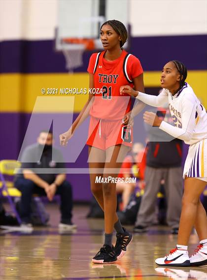 Thumbnail 1 in Troy vs. Lynwood photogallery.