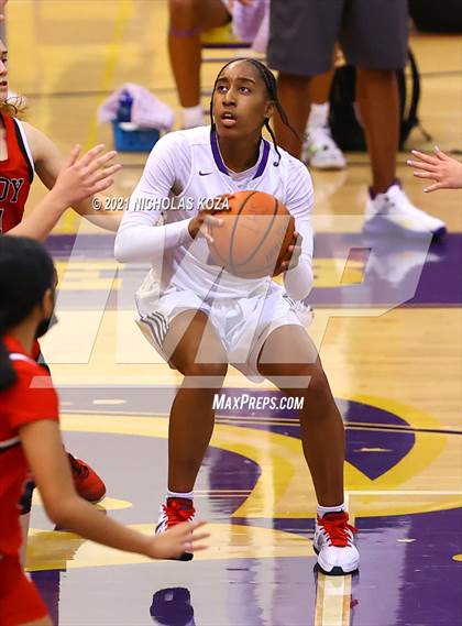 Thumbnail 3 in Troy vs. Lynwood photogallery.