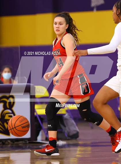 Thumbnail 2 in Troy vs. Lynwood photogallery.