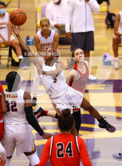 Thumbnail 1 in Troy vs. Lynwood photogallery.