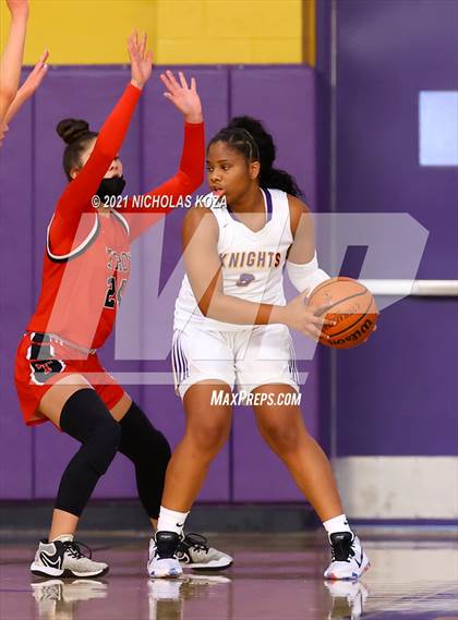 Thumbnail 3 in Troy vs. Lynwood photogallery.