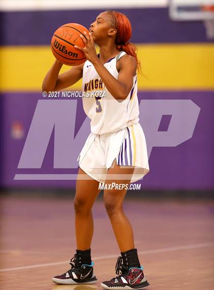 Thumbnail 3 in Troy vs. Lynwood photogallery.