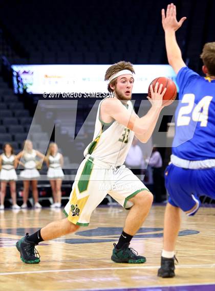 Thumbnail 2 in Rio Americano vs. Del Campo photogallery.