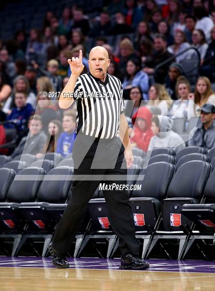 Thumbnail 2 in Rio Americano vs. Del Campo photogallery.