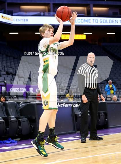 Thumbnail 1 in Rio Americano vs. Del Campo photogallery.