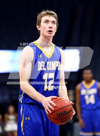 Thumbnail 2 in Rio Americano vs. Del Campo photogallery.
