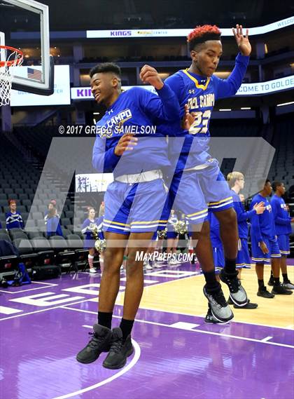Thumbnail 1 in Rio Americano vs. Del Campo photogallery.