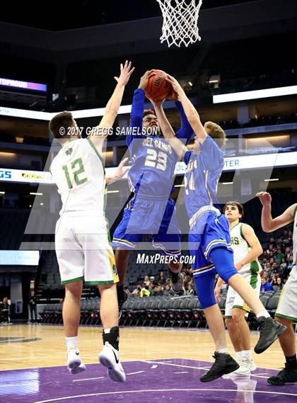Thumbnail 2 in Rio Americano vs. Del Campo photogallery.