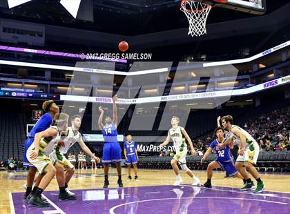 Thumbnail 3 in Rio Americano vs. Del Campo photogallery.