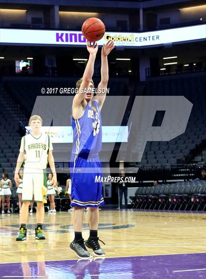 Thumbnail 2 in Rio Americano vs. Del Campo photogallery.