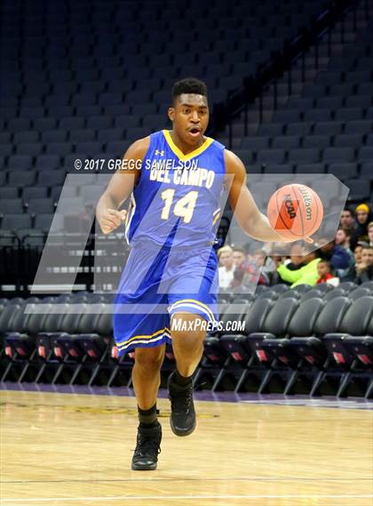 Thumbnail 1 in Rio Americano vs. Del Campo photogallery.