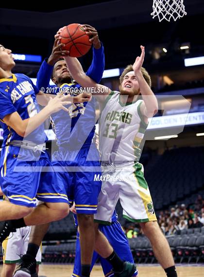 Thumbnail 1 in Rio Americano vs. Del Campo photogallery.