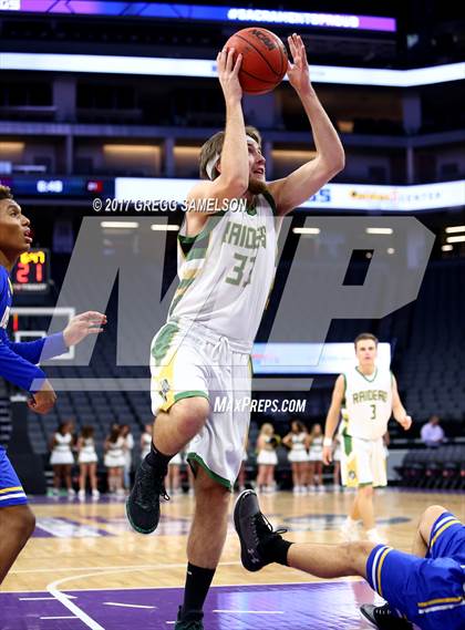 Thumbnail 3 in Rio Americano vs. Del Campo photogallery.