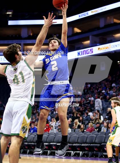 Thumbnail 2 in Rio Americano vs. Del Campo photogallery.