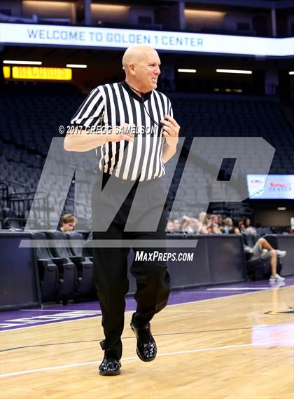 Thumbnail 2 in Rio Americano vs. Del Campo photogallery.