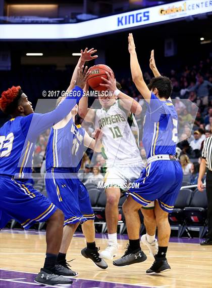 Thumbnail 2 in Rio Americano vs. Del Campo photogallery.