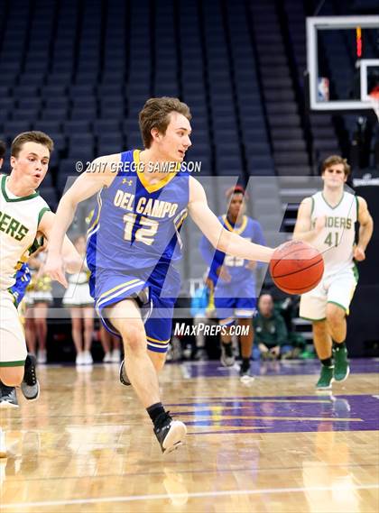 Thumbnail 2 in Rio Americano vs. Del Campo photogallery.