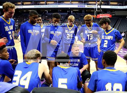 Thumbnail 3 in Rio Americano vs. Del Campo photogallery.