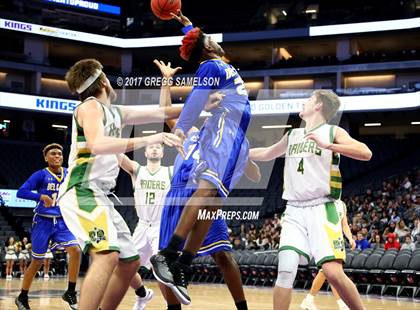 Thumbnail 3 in Rio Americano vs. Del Campo photogallery.