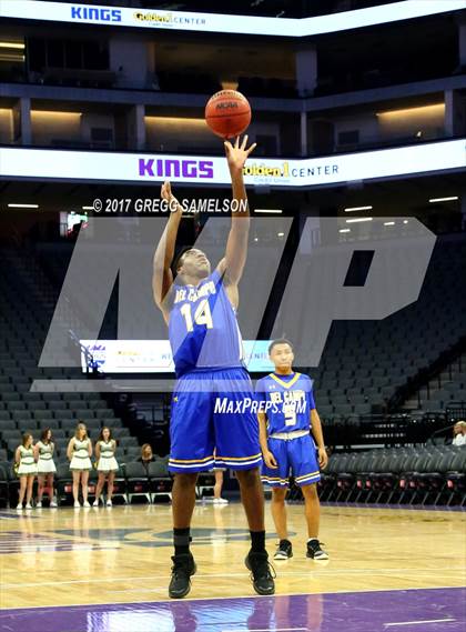 Thumbnail 3 in Rio Americano vs. Del Campo photogallery.