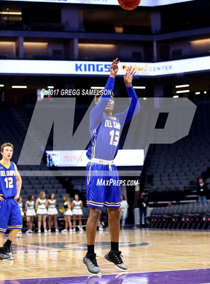 Thumbnail 2 in Rio Americano vs. Del Campo photogallery.