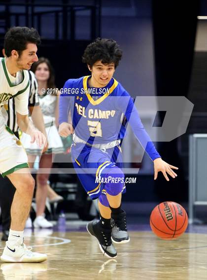 Thumbnail 2 in Rio Americano vs. Del Campo photogallery.