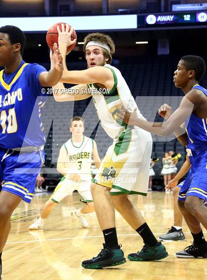 Thumbnail 2 in Rio Americano vs. Del Campo photogallery.