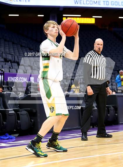Thumbnail 3 in Rio Americano vs. Del Campo photogallery.