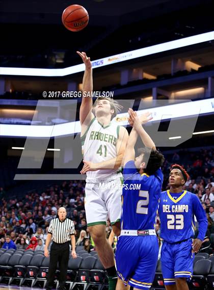 Thumbnail 1 in Rio Americano vs. Del Campo photogallery.