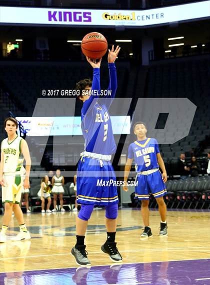 Thumbnail 3 in Rio Americano vs. Del Campo photogallery.
