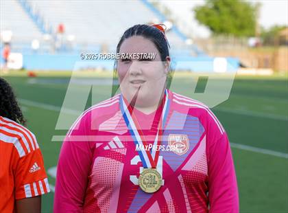 Thumbnail 1 in Davenport vs. Celina (UIL 4A Soccer Division I Final Medal Ceremony) photogallery.