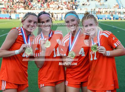 Thumbnail 3 in Davenport vs. Celina (UIL 4A Soccer Division I Final Medal Ceremony) photogallery.