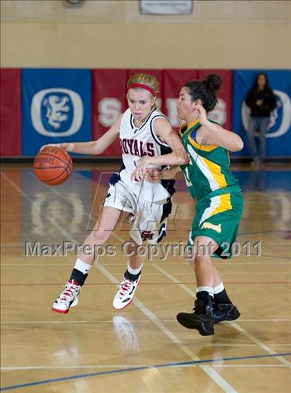 Thumbnail 2 in St. Joseph vs San Marcos (Gold Coast Tournament) photogallery.